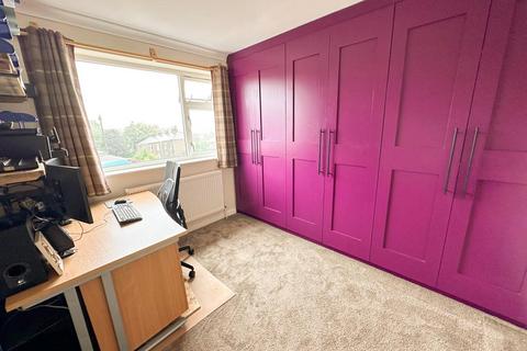 2 Ambleside Avenue, Barnoldswick, BB18 5JL