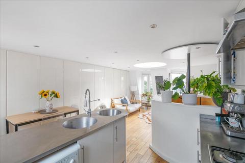 2 bedroom apartment for sale, Lillie Road, Fulham, SW6