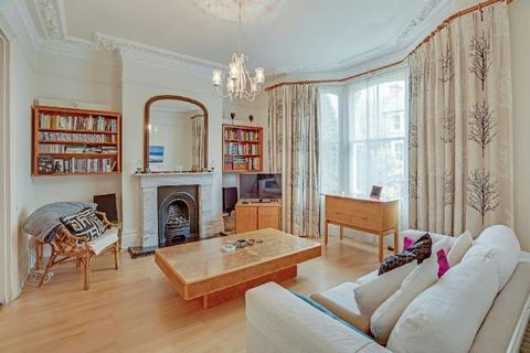 3 bedroom end of terrace house for sale, Ashmount Road  Whitehall Park N19 3BH