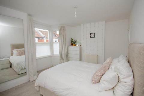 2 bedroom terraced house for sale, Rene Road, Easton, Bristol BS5 0LZ