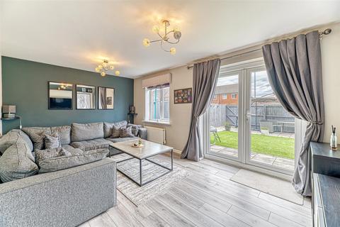 4 bedroom townhouse for sale, Kerridge Drive, Warrington