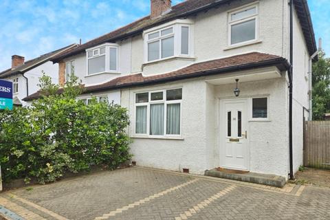 32 Victoria Avenue, Wallington, SM6 7JS
