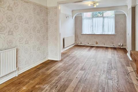 32 Victoria Avenue, Wallington, SM6 7JS