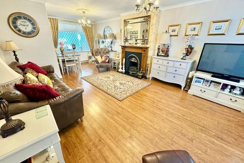 3 bedroom semi-detached house for sale, Selby Road, Nunthorpe, Middlesbrough