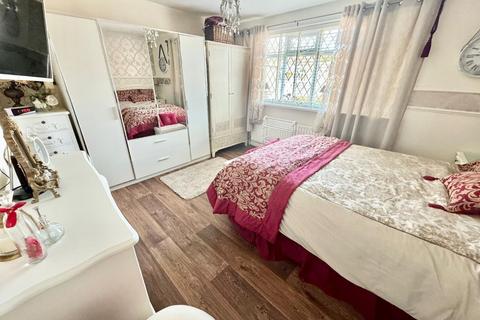 13 Selby Road, Nunthorpe, Middlesbrough, TS7 0EY