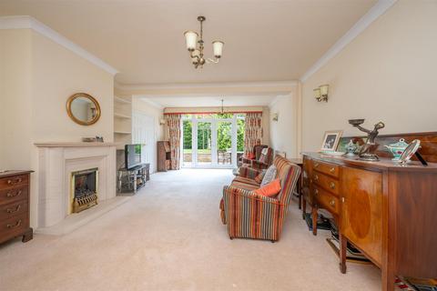 33 Castle Close, Henley-in-arden, B95 5LR