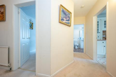33 Castle Close, Henley-in-arden, B95 5LR