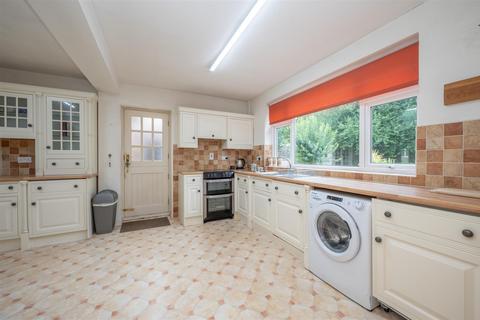 33 Castle Close, Henley-in-arden, B95 5LR