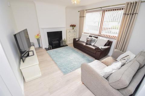 3 bedroom terraced house for sale, 25 Davidson Drive, Dingwall