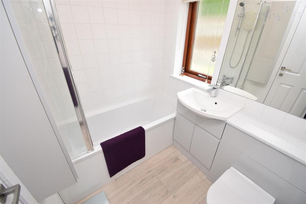 Bathroom one  .jpg