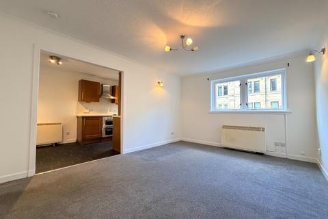2 bedroom flat to rent, Neilston Road, Paisley, Renfrewshire, PA2