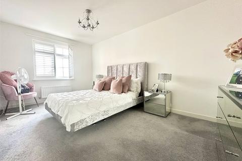 2 bedroom flat for sale, Hildefirth Close, Weldon, Ebbsfleet Valley, Swanscombe, DA10