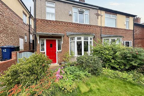 3 bedroom semi-detached house for sale, St. James Gardens, Benwell, Newcastle upon Tyne, Tyne and Wear, NE15 6SB