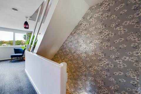 7 Avon Square, Hemel Hempstead, HP2 6DZ