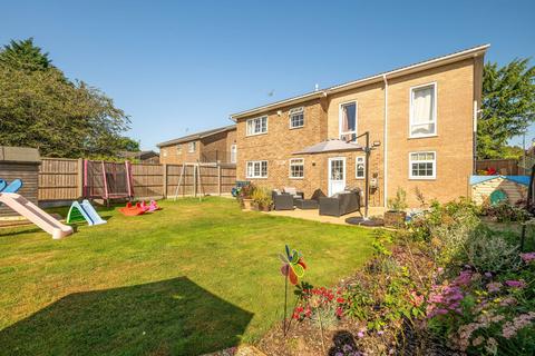 4 bedroom detached house for sale, Maple Drive, Lincoln LN2