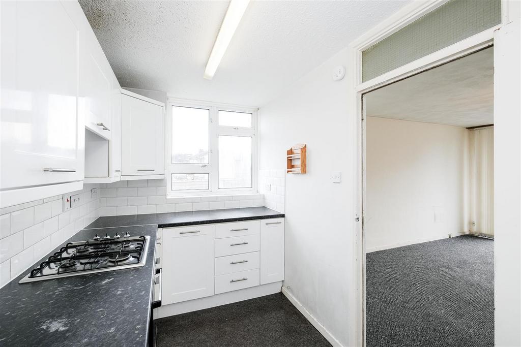 9 Gardner Close-10.jpg