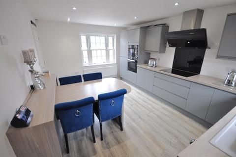 Plantation House Plantation Road, Thorne, Doncaster, DN8 5EA