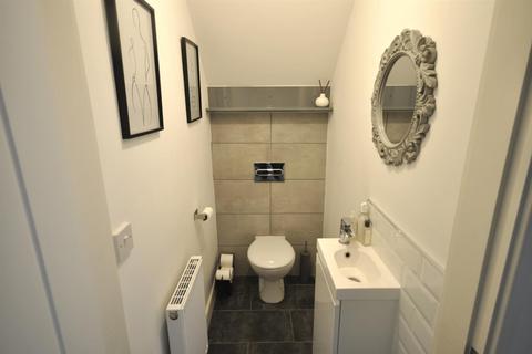 Plantation House Plantation Road, Thorne, Doncaster, DN8 5EA