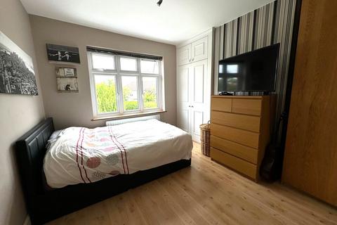 31 Selwyn Crescent, Welling, DA16 2AP