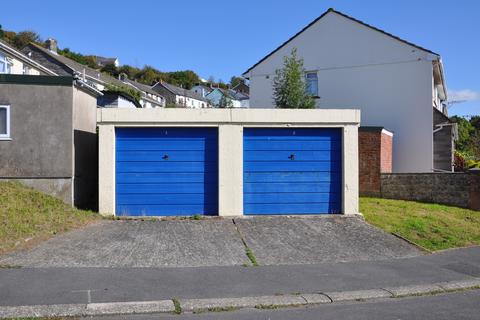 Garage to rent, Sandford Gardens,Torrington,Devon,EX38 8AR