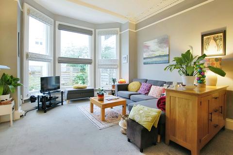 2 bedroom apartment for sale, London Road, Cheltenham GL52