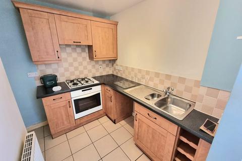 2 bedroom flat to rent, Glan Y Mor, Barry, The Vale Of Glamorgan. CF63 4BB