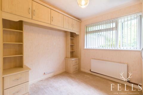 13 Bracken Close, Ashley Heath, Ringwood, BH24 2HF