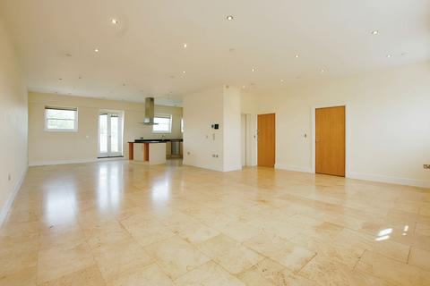 3 bedroom penthouse for sale, Evesham Road, Cheltenham GL52