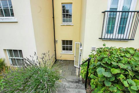 2, Grosvenor House, 13 - 19 Evesham Road, Cheltenham, GL52 2AA