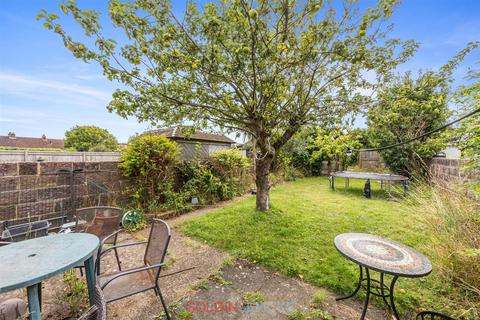 30 Deacons Drive, Portslade, Brighton, BN41 2FJ