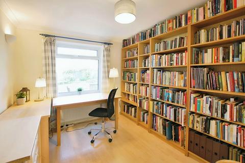 2 Birch Close, Charlton Kings, Cheltenham, GL53 8PJ