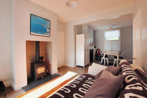 344 Gloucester Road, Cheltenham, GL51 7AE
