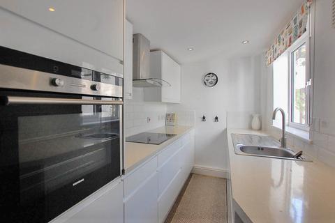 344 Gloucester Road, Cheltenham, GL51 7AE
