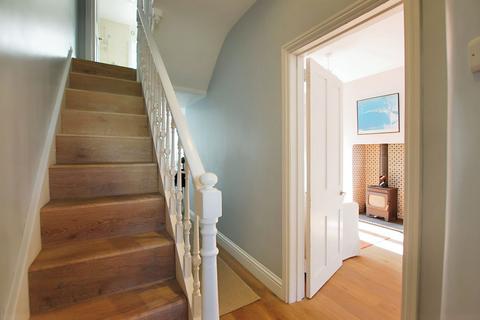 344 Gloucester Road, Cheltenham, GL51 7AE