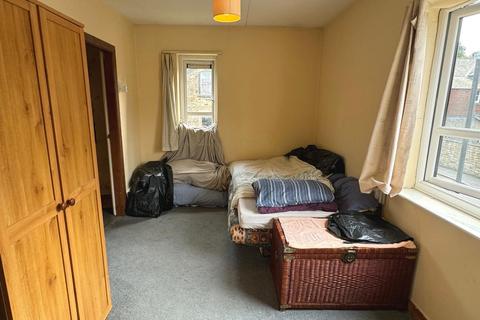 1 bedroom flat for sale, Wheatfield Court, Lancaster, LA1