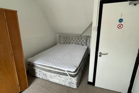 1 bedroom in a flat share to rent, The Tything, Worcester WR1