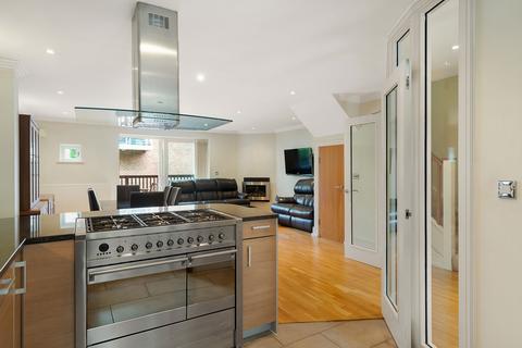 5 bedroom townhouse for sale, Brentford TW8