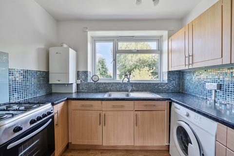 2 bedroom apartment for sale, Southbrook Road, Lee