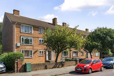 2 bedroom apartment for sale, Southbrook Road, Lee