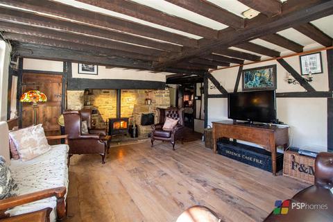 3 bedroom semi-detached house for sale, Haywards Heath Road, Balcombe