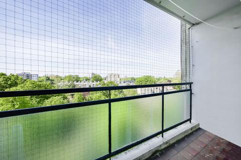 64 Keevil Drive, London, SW19 6TA