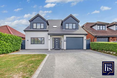 4 bedroom detached house for sale, Great Berry Lane, Langdon Hills SS16