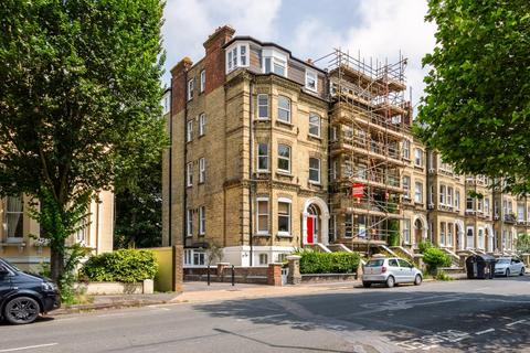 3 bedroom apartment for sale, Cromwell Road, Hove