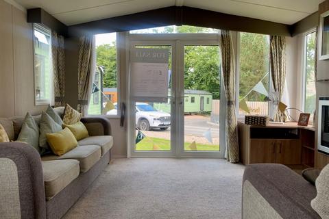 2 bedroom static caravan for sale, Hunters Quay Holiday Village