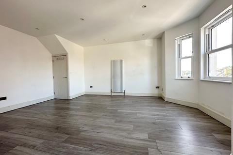 2 bedroom penthouse to rent, Belmont Road, Ramsgate, CT11