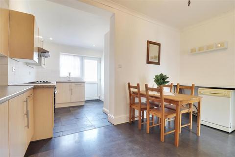 2 bedroom terraced house for sale, Bethune Avenue west, Hessle