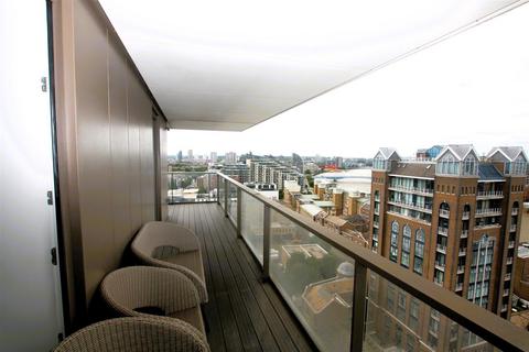 2 bedroom apartment for sale, York Place, London