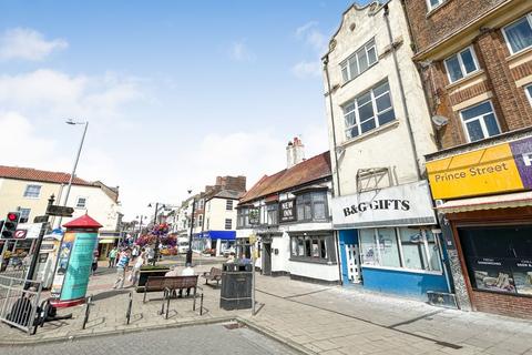 Retail property (high street) for sale, 2 Prince Street, Bridlington, North Humberside, YO15 2NW