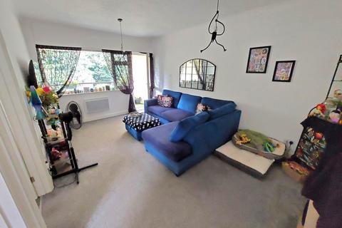 2 bedroom maisonette for sale, Latimer Court, Aylesbury HP20