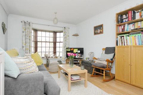 1 bedroom flat for sale, Gardner Court, Whitchurch, RG28